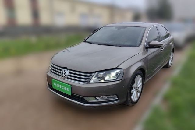 Ojetý Volkswagen Magotan 2013 2.0 TSI Prestige Model