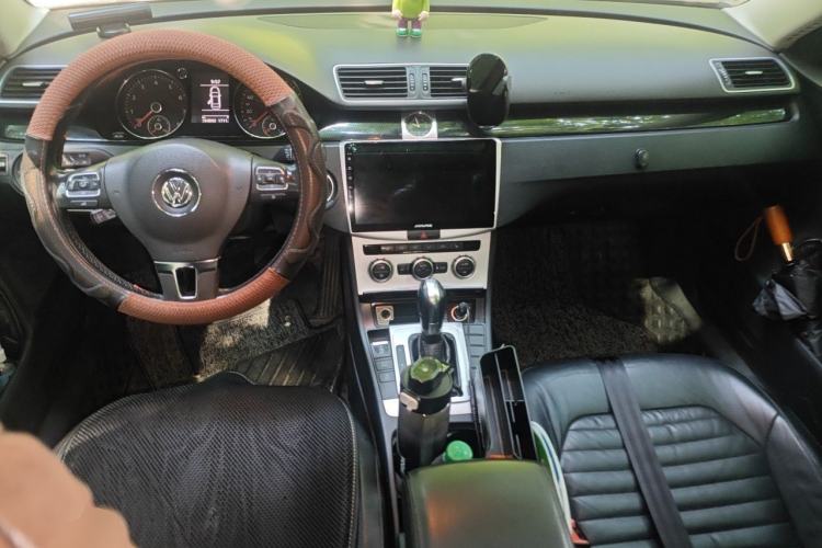 Used Volkswagen Magotan 2013 1.8TSI Luxury Model Center Console
