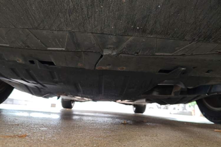 Used Volkswagen Magotan 2013 1.8TSI Premier Model Chassis Front