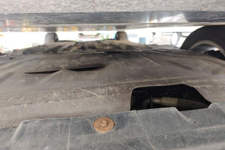 Used Volkswagen Magotan 2013 1.8TSI Premier Model Chassis Front