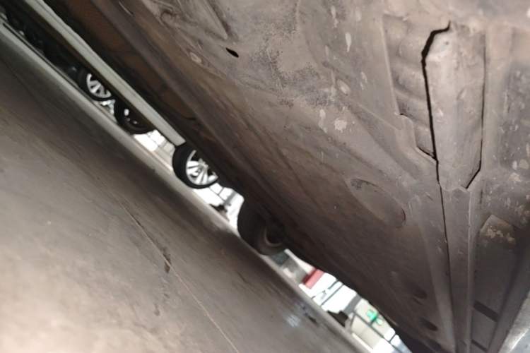 Used Volkswagen Magotan 2013 1.8TSI Luxury Model Chassis Front Left
