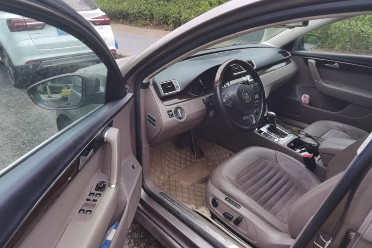 Used Volkswagen Magotan 2013 2.0 TSI Prestige Model Driver Seat