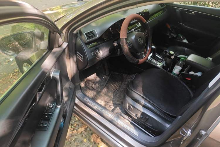 Used Volkswagen Magotan 2013 1.8TSI Luxury Model Driver Seat