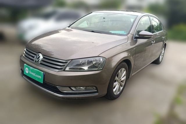 Ojetý Volkswagen Magotan 2013 1.8TSI Premier Model