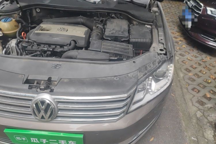 Used Volkswagen Magotan 2013 2.0 TSI Luxury Model Engine Bay Left