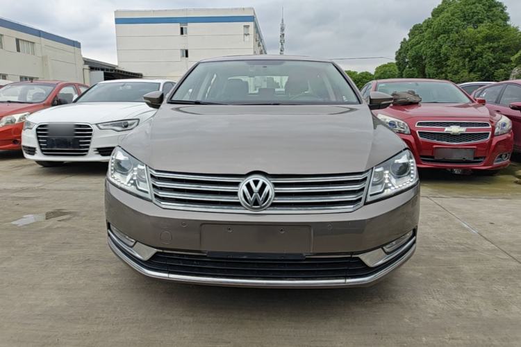 Used Volkswagen Magotan 2013 1.8TSI Luxury Model Front