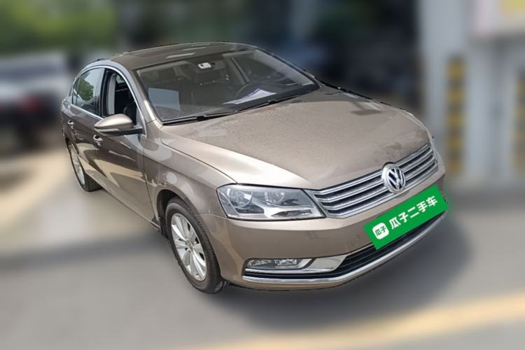 Used Volkswagen Magotan 2013 1.8TSI Premier Model Front Right 45 Deg