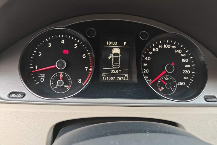 Used Volkswagen Magotan 2013 1.8TSI Luxury Model Instrument Cluster