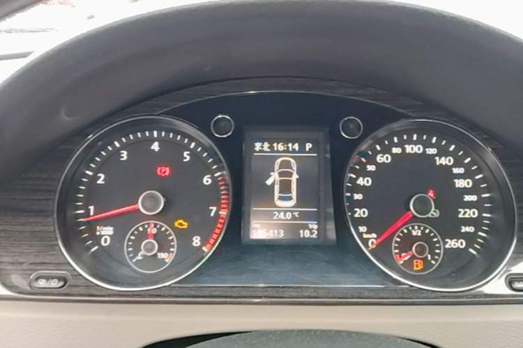 Used Volkswagen Magotan 2013 2.0 TSI Prestige Model Instrument Cluster