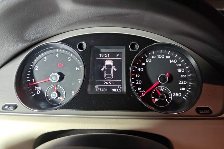 Used Volkswagen Magotan 2013 1.8TSI Premier Model Instrument Cluster