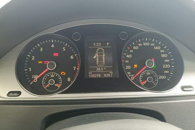 Used Volkswagen Magotan 2013 1.8TSI Premier Model Instrument Cluster