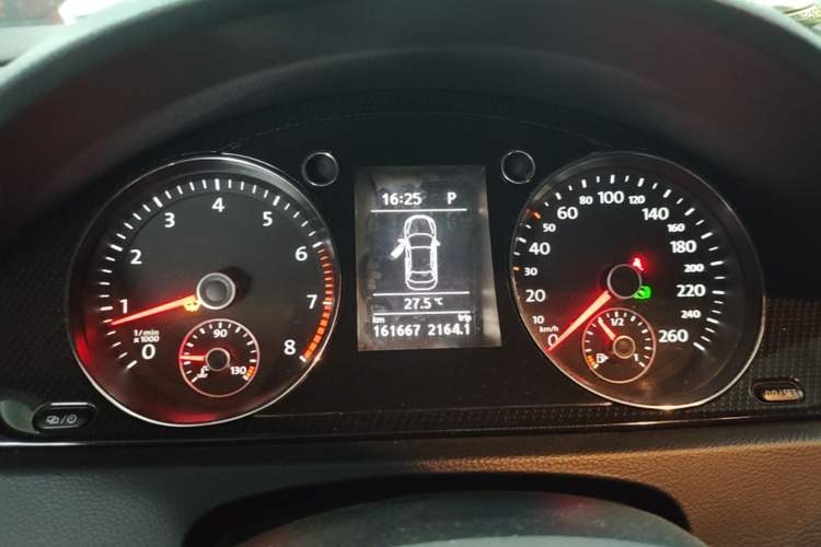 Used Volkswagen Magotan 2013 1.8TSI Luxury Model Instrument Cluster