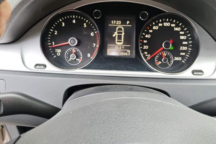 Used Volkswagen Magotan 2013 1.8TSI Premier Model Instrument Cluster