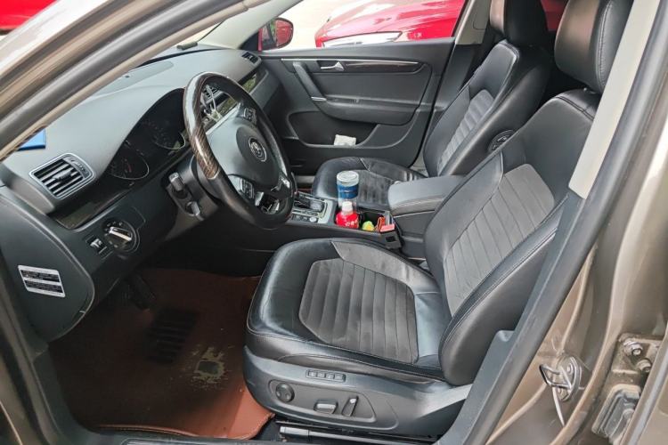 Used Volkswagen Magotan 2013 1.8TSI Prestige Model Left Front Seat