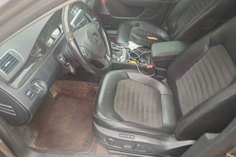 Used Volkswagen Magotan 2013 1.8TSI Prestige Model Left Front Seat