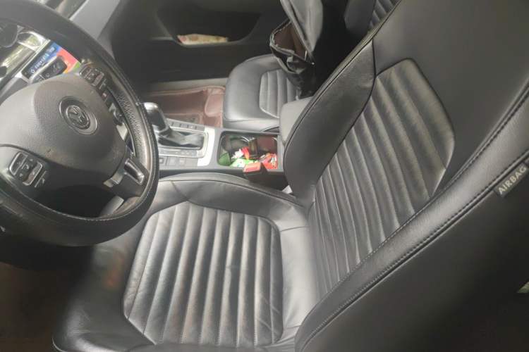 Used Volkswagen Magotan 2013 2.0 TSI Luxury Model Left Front Seat