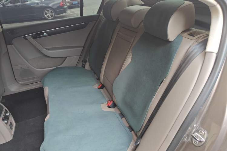 Used Volkswagen Magotan 2013 2.0 TSI Prestige Model Left Rear Seat