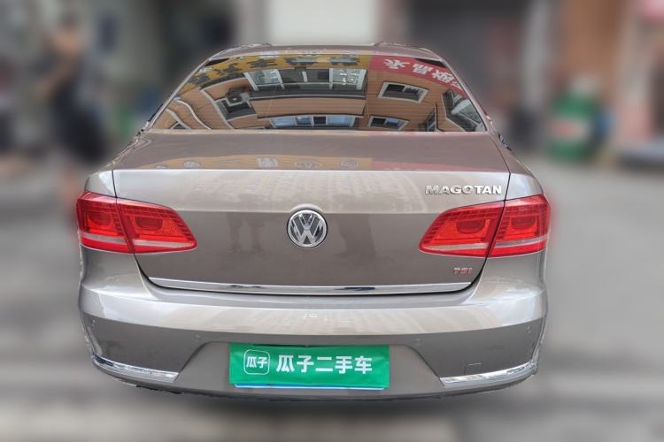 Used Volkswagen Magotan 2013 2.0 TSI Prestige Model Rear
