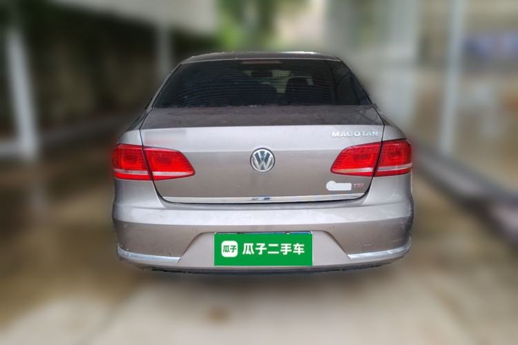 Used Volkswagen Magotan 2013 1.8TSI Premier Model Rear
