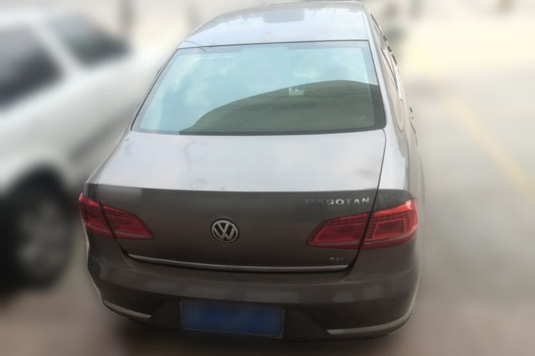 Used Volkswagen Magotan 2013 1.8TSI Premier Model Rear