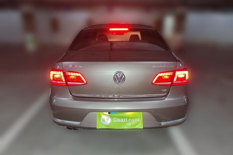 Used Volkswagen Magotan 2013 1.8TSI Premier Model Rear