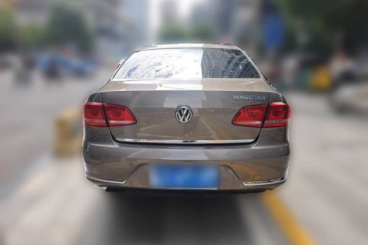 Used Volkswagen Magotan 2013 1.8TSI Premier Model Rear