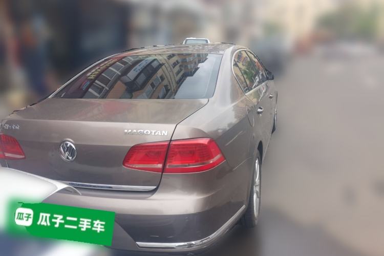 Used Volkswagen Magotan 2013 1.8TSI Prestige Model Rear
