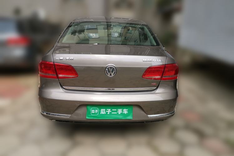Used Volkswagen Magotan 2013 2.0 TSI Prestige Model Rear