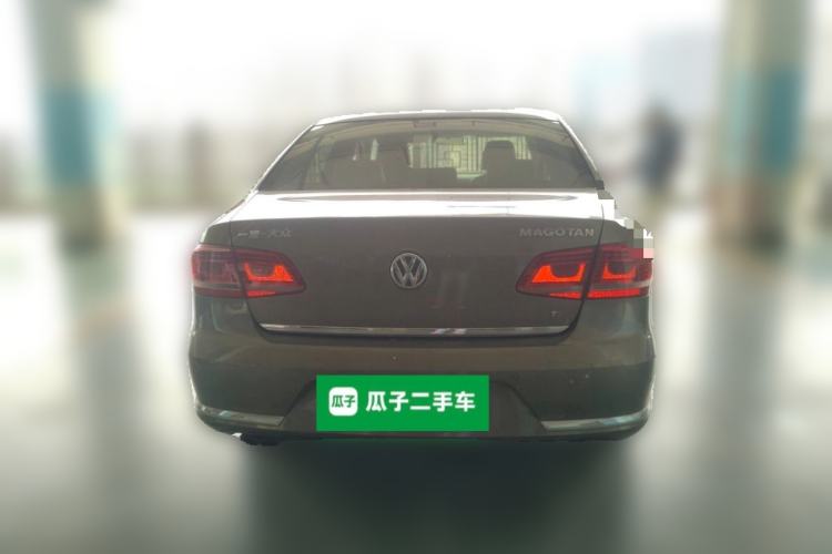 Used Volkswagen Magotan 2013 1.8TSI Premier Model Rear