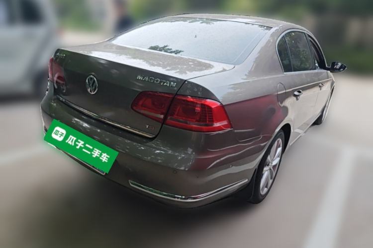 Used Volkswagen Magotan 2013 1.8TSI Prestige Model Rear Right 45 Deg