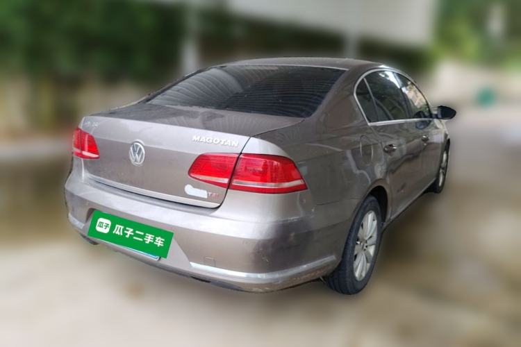 Used Volkswagen Magotan 2013 1.8TSI Premier Model Rear Right 45 Deg