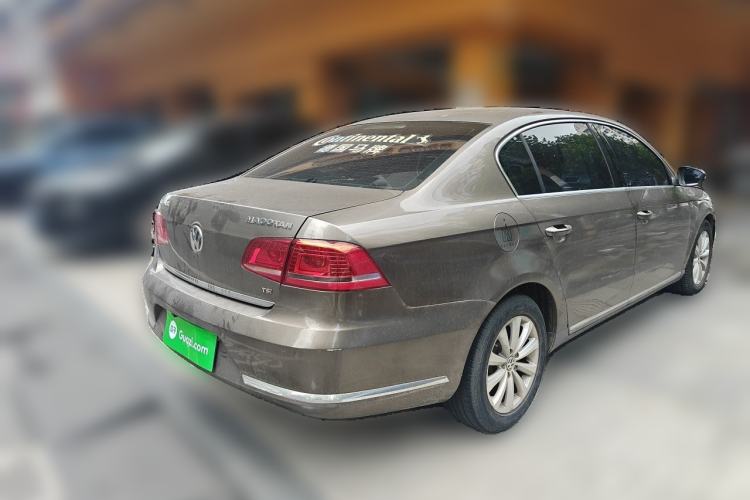 Used Volkswagen Magotan 2013 1.8TSI Premier Model Rear Right 45 Deg