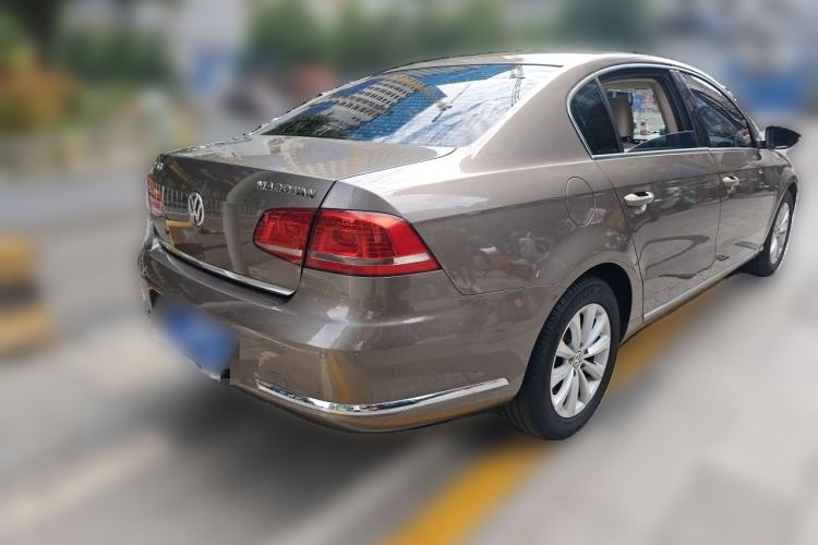 Used Volkswagen Magotan 2013 1.8TSI Premier Model Rear Right 45 Deg