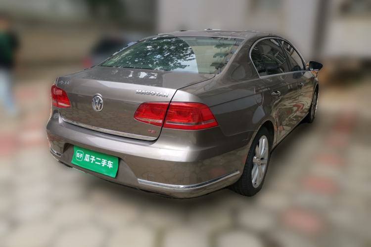 Used Volkswagen Magotan 2013 2.0 TSI Prestige Model Rear Right 45 Deg