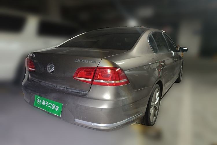 Used Volkswagen Magotan 2013 2.0 TSI Prestige Model Rear Right 45 Deg
