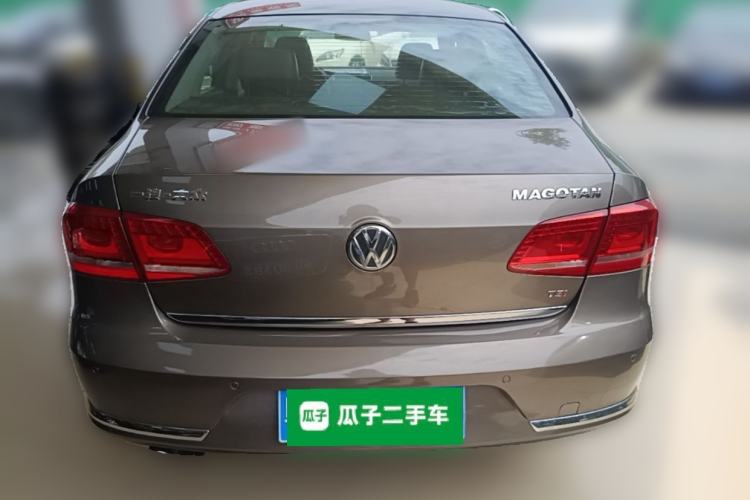 Used Volkswagen Magotan 2013 1.8TSI Premier Model Rear