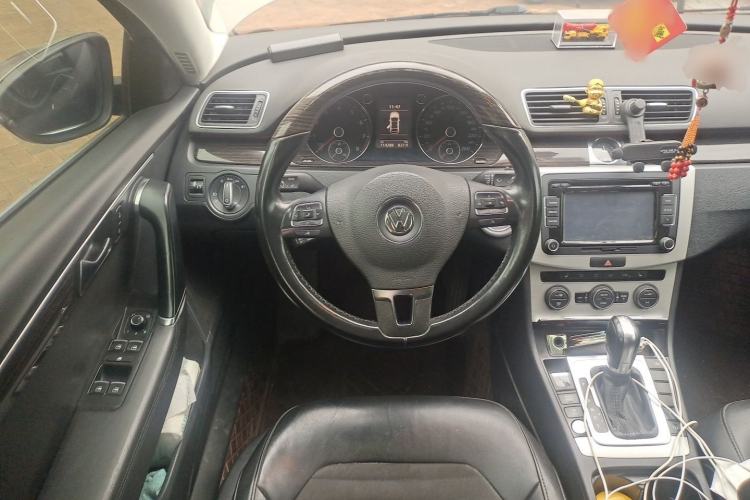 Used Volkswagen Magotan 2013 1.8TSI Prestige Model Steering Wheel
