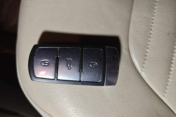 Used Volkswagen Magotan 2013 1.8TSI Premier Model Vehicle Key