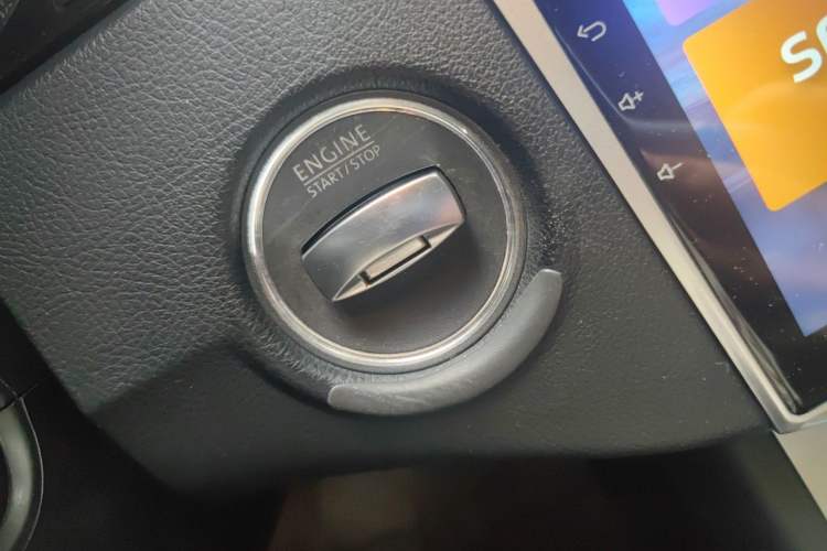 Used Volkswagen Magotan 2013 2.0 TSI Luxury Model Vehicle Key