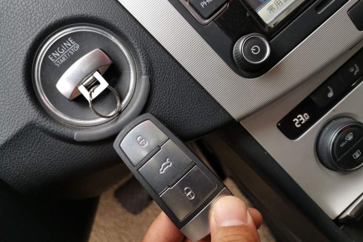 Used Volkswagen Magotan 2013 2.0 TSI Prestige Model Vehicle Key