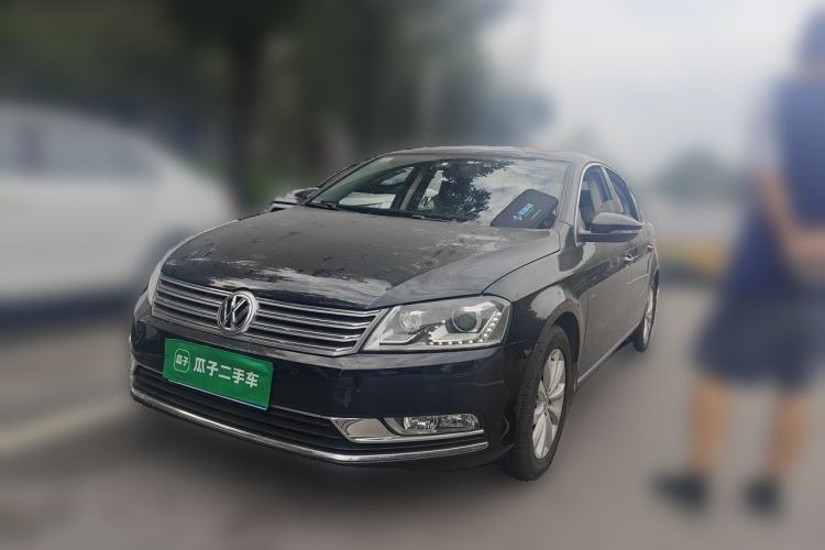 Volkswagen Magotan 2015 1.8TSI Luxury Model مستعملة Guazi used car, China used car export, Used car for sale, Used  cars, Cheapest cars for sale