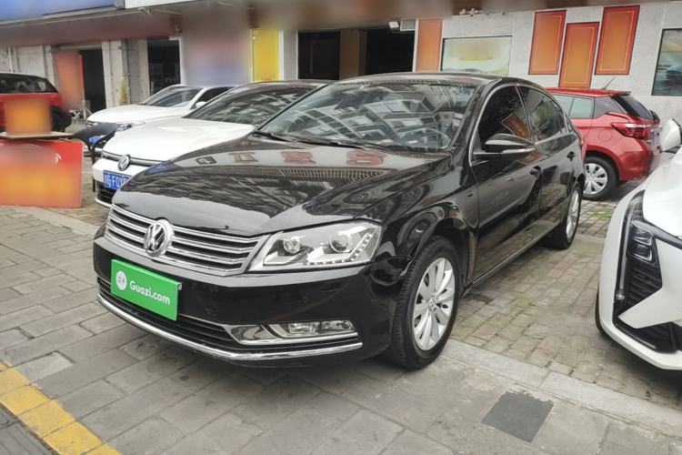 Used Volkswagen Magotan 2015 1.8TSI Luxury Model Guazi used car, China used car export, Used car for sale, Used  cars, Cheapest cars for sale
