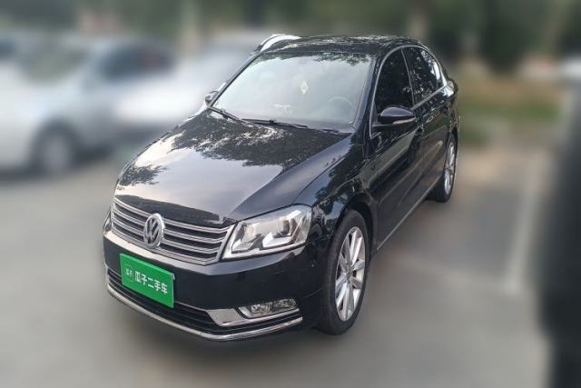 Ojetý Volkswagen Magotan 2015 2.0 TSI Prestige Model