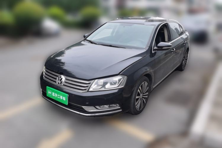 Used Volkswagen Magotan 2015 Facelift 1.8TSI Luxury Model Guazi used car, China used car export, Used car for sale, Used  cars, Cheapest cars for sale