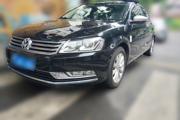 Used Volkswagen Magotan 2015 Facelift 1.8TSI Luxury Model Guazi used car, China used car export, Used car for sale, Used  cars, Cheapest cars for sale