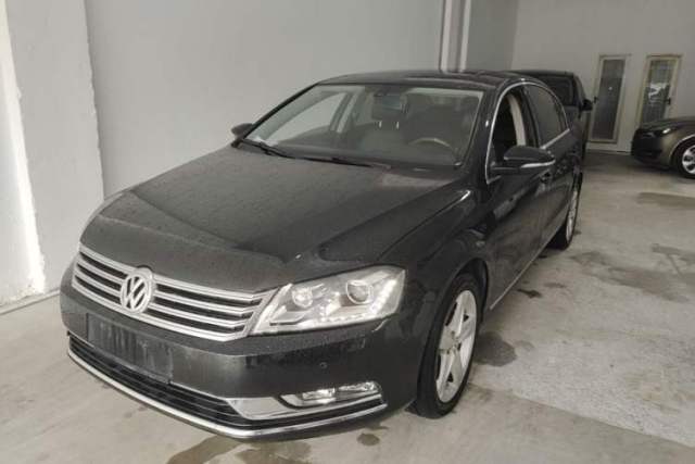 Ojetý Volkswagen Magotan 2015 1.8TSI Prestige Model