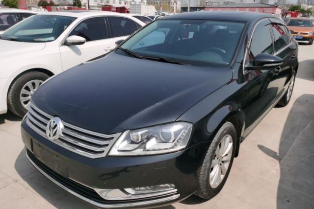 Ojetý Volkswagen Magotan 2015 Facelift 1.8TSI Luxury Model