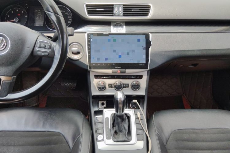 Used Volkswagen Magotan 2015 Revised Version 2.0 TSI Luxury Edition Audio And AC Panel