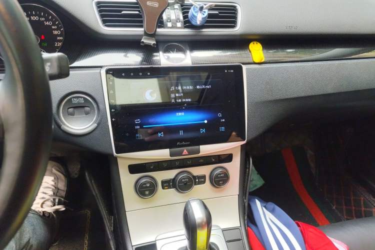 Used Volkswagen Magotan 2015 Revised Version 2.0 TSI Luxury Edition Audio And AC Panel