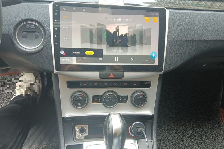Used Volkswagen Magotan 2015 Facelift 1.8TSI Luxury Model Audio And AC Panel